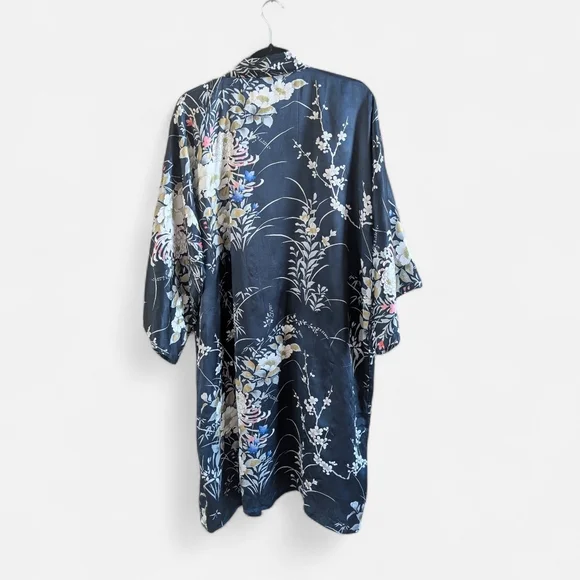 VTG 100% Silk Mid-Century Japanese Kimono Robe Navy Blue Floral Mid - Picture 2 of 8